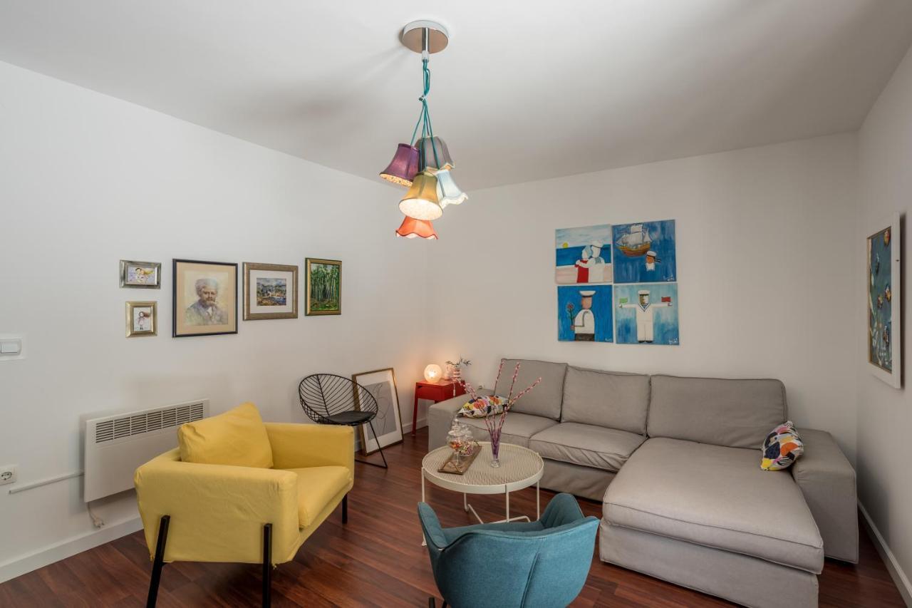 Dalmatian 230M2 With Pool And Garden Near The Old Town For Families Apartment Split Bagian luar foto